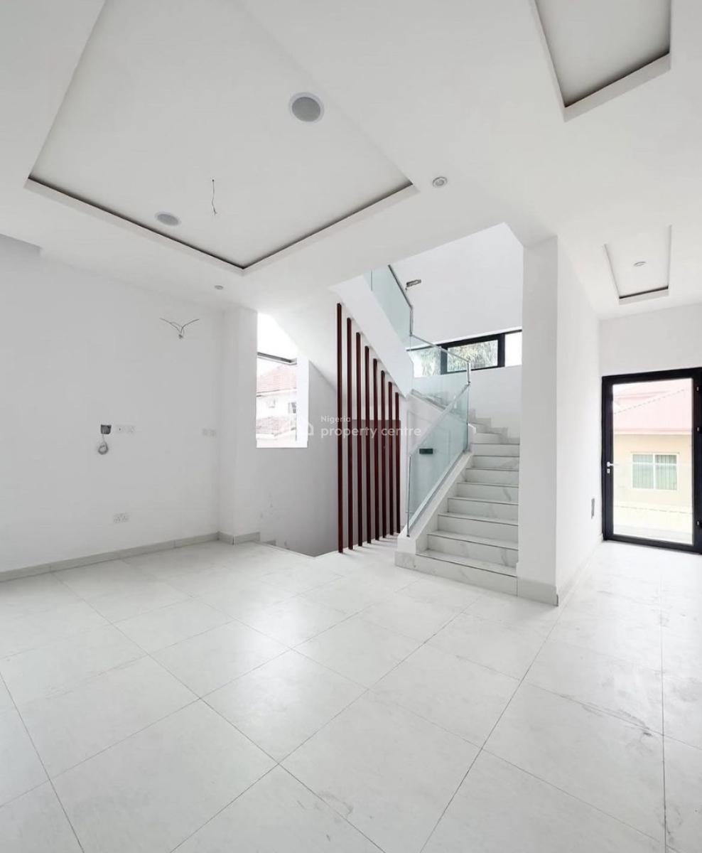 Lovely 4 Bedroom Semi Detached Duplex, Lekki Phase 1, Lekki, Lagos, Semi-detached Duplex for Sale