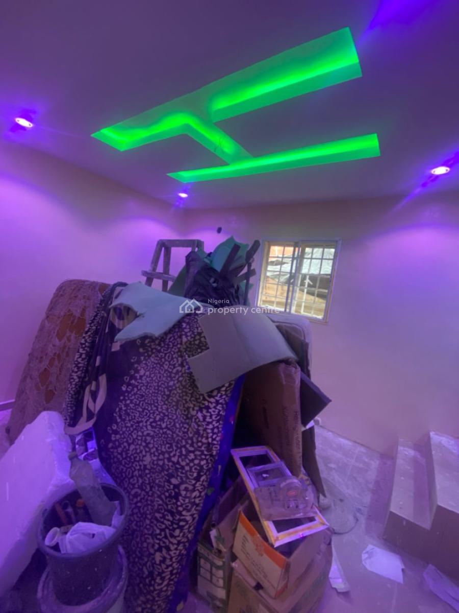 Newly Renovated 2 Bedrooms Flat, Ground Floor, Off Odejaiyi Crescent, Off Akinhanmi, Ishaga, Ojuelegba, Surulere, Lagos, House for Rent