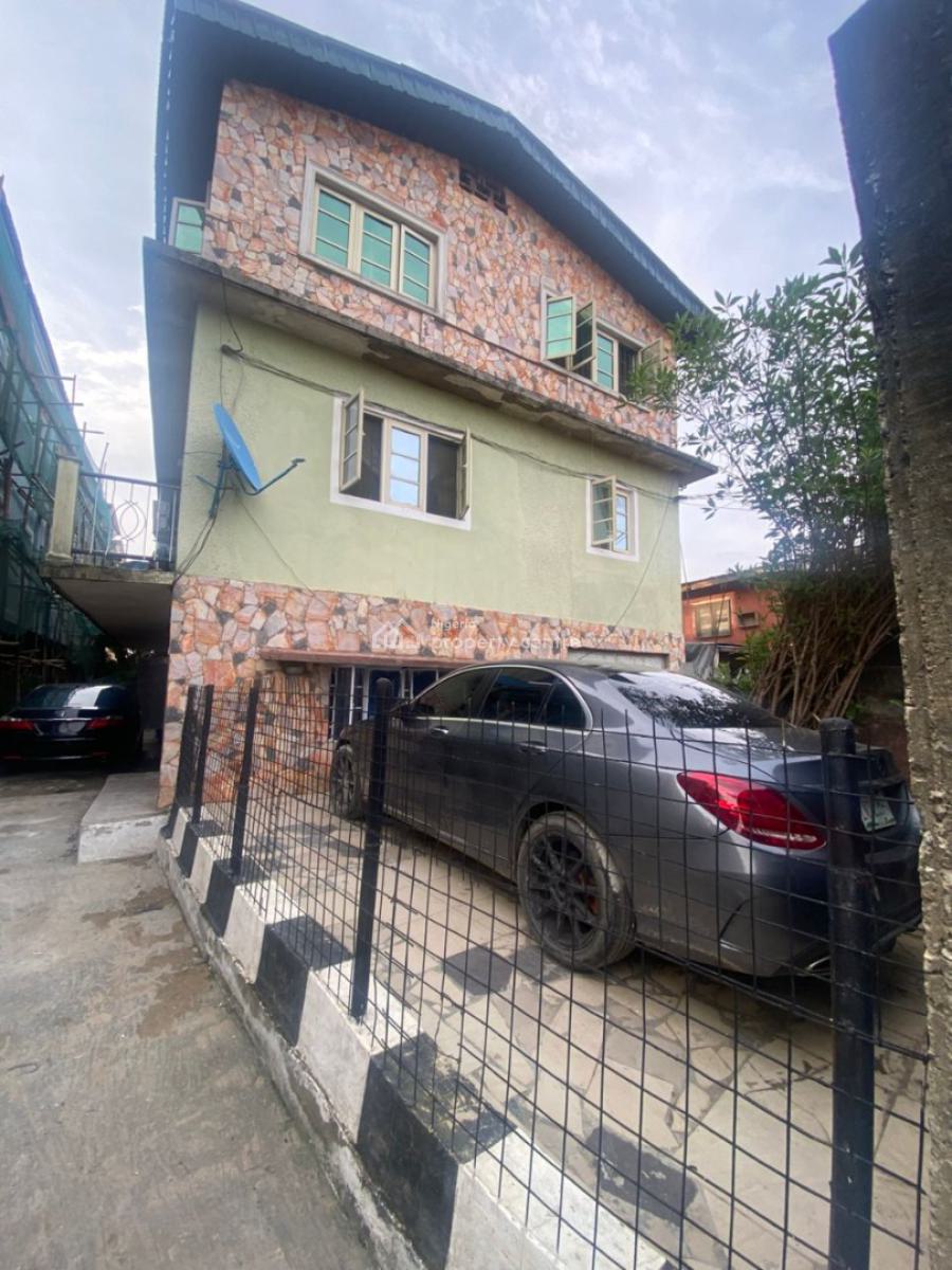 Newly Renovated 2 Bedrooms Flat, Ground Floor, Off Odejaiyi Crescent, Off Akinhanmi, Ishaga, Ojuelegba, Surulere, Lagos, House for Rent
