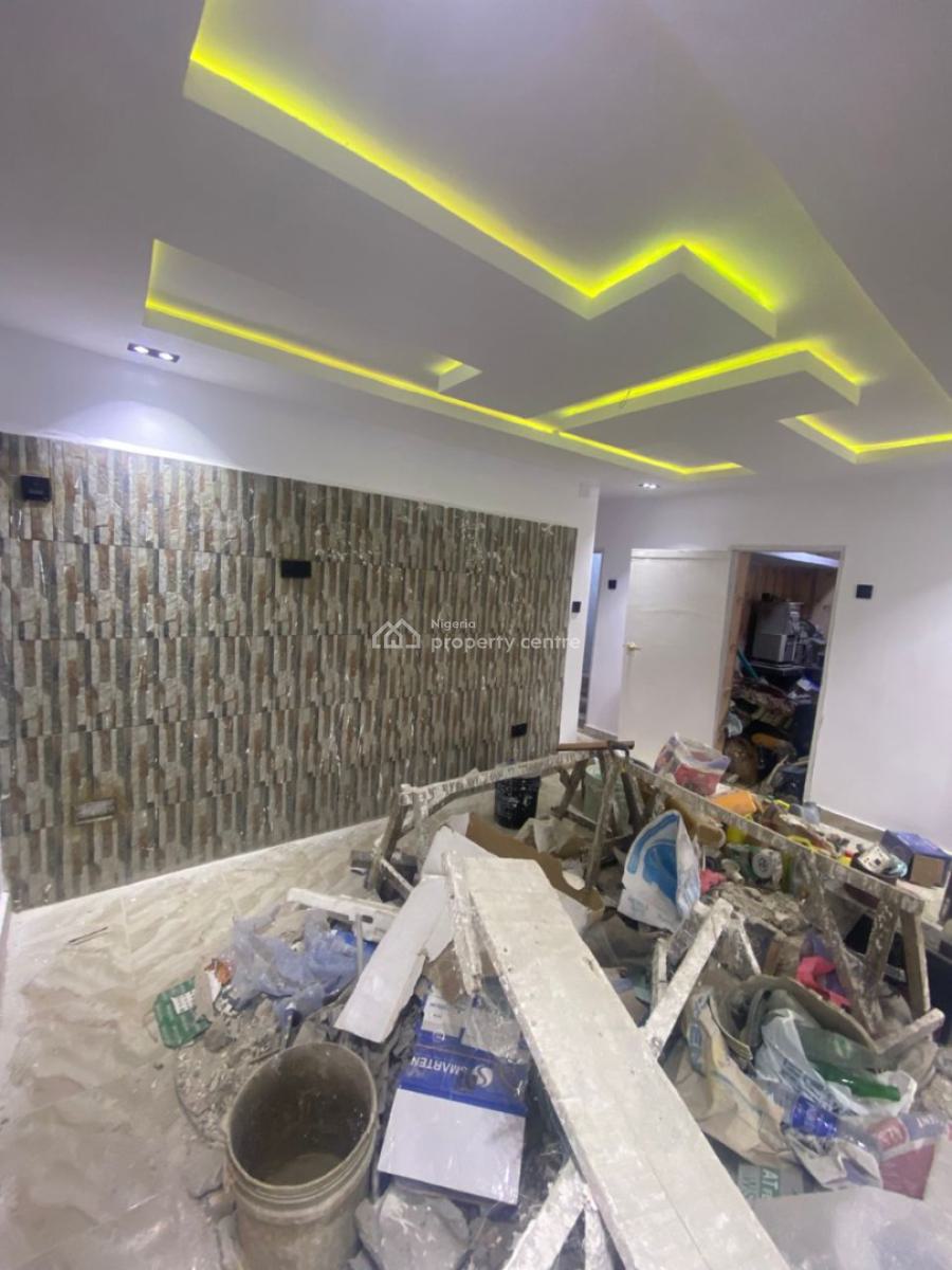 Newly Renovated 2 Bedrooms Flat, Ground Floor, Off Odejaiyi Crescent, Off Akinhanmi, Ishaga, Ojuelegba, Surulere, Lagos, House for Rent