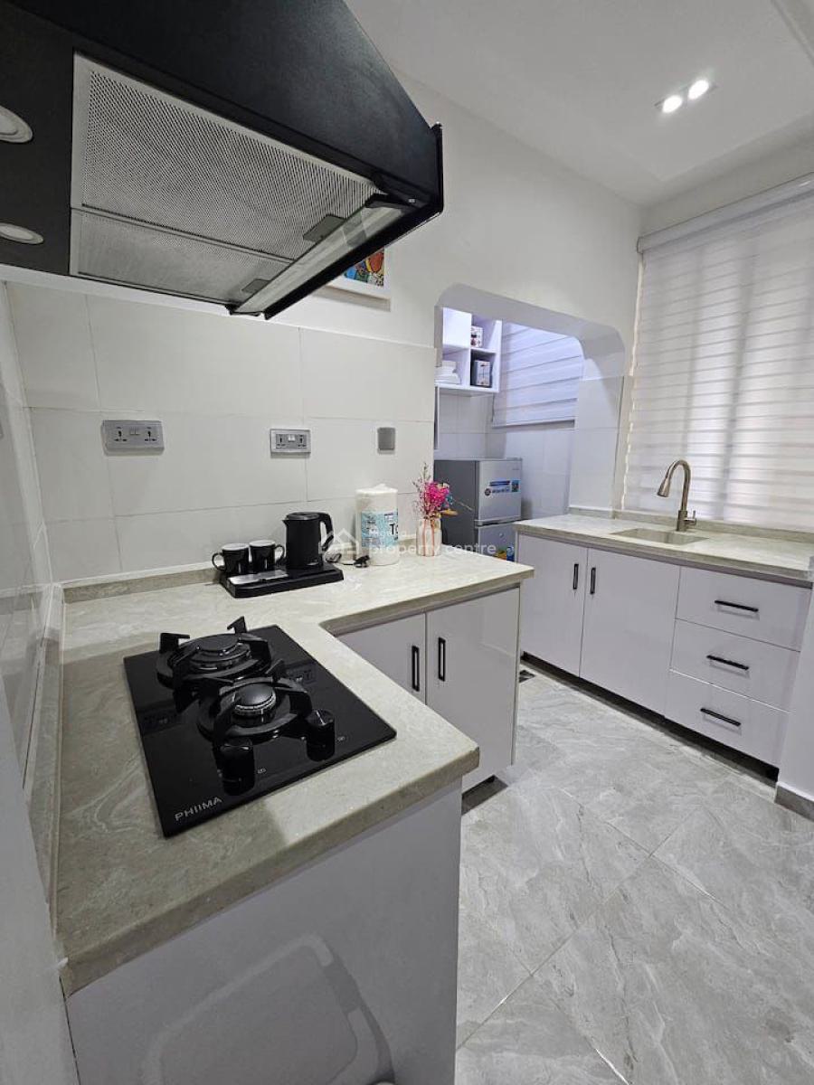 Fully Furnished 2 Bedroom Apartment in a Secured Estate, Lekki Right, Lekki Phase 1, Lekki, Lagos, Flat / Apartment for Rent