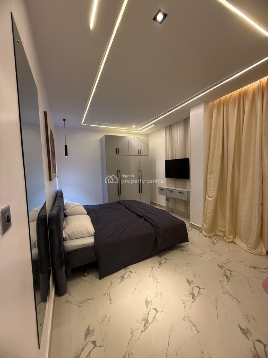 2bedroom with Ps5 ,snooker Board and Games Available From Today, Lekki Phase 1, Lekki, Lagos, Flat / Apartment Short Let