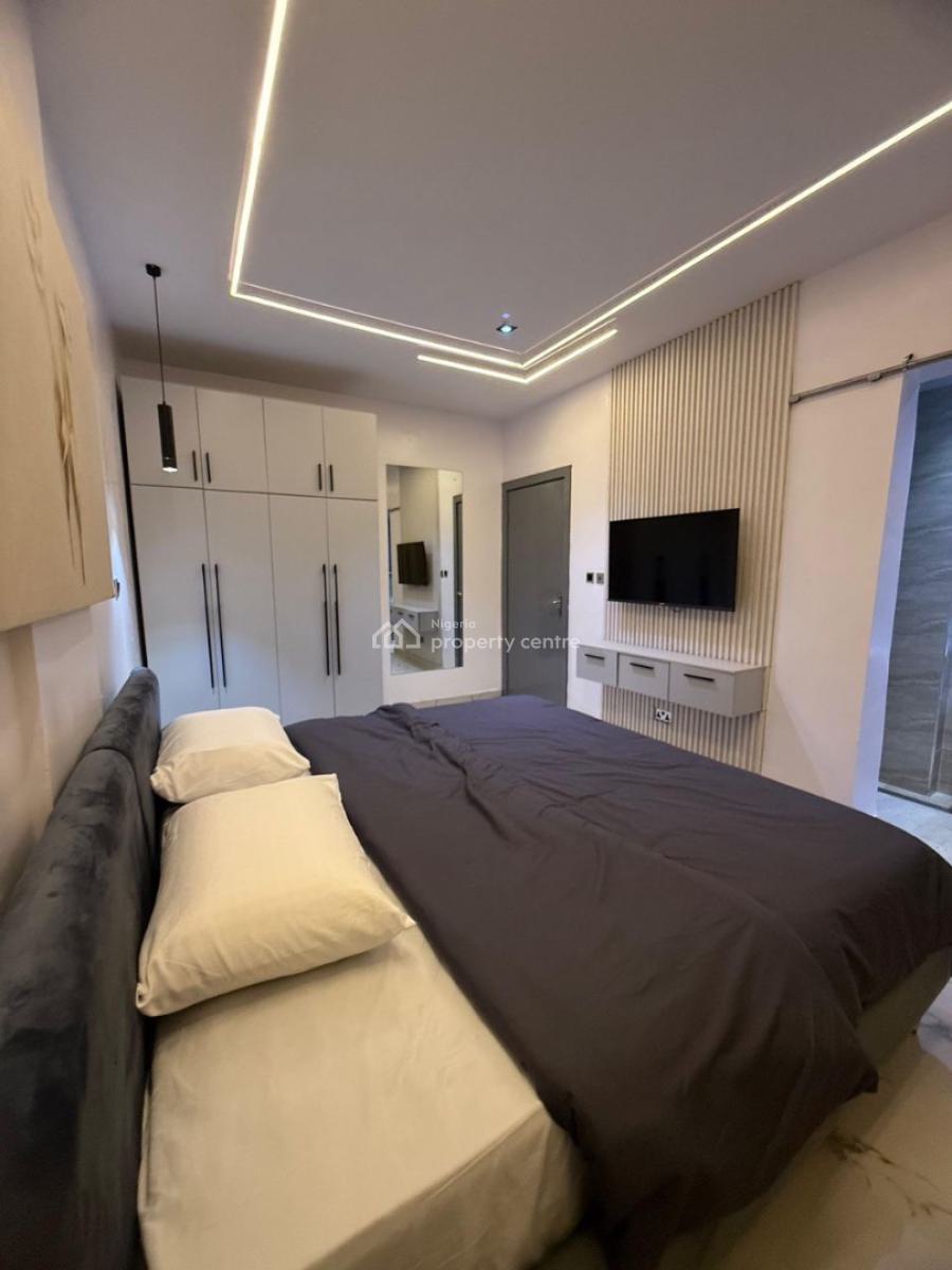 2bedroom with Ps5 ,snooker Board and Games Available From Today, Lekki Phase 1, Lekki, Lagos, Flat / Apartment Short Let