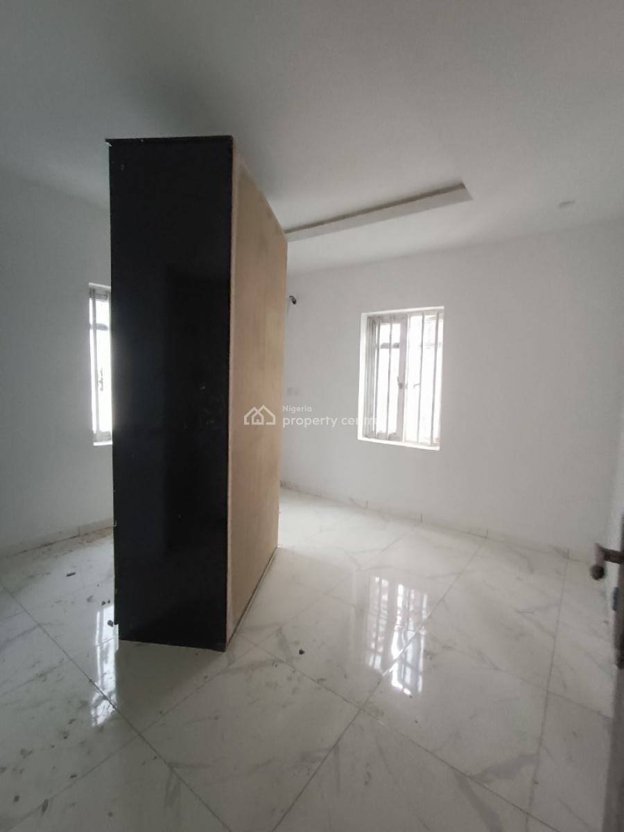 a Brand 2bedroom Flat, Before Novare Shoprite Ajah Lagos, Lekki Phase 2, Lekki, Lagos, Flat / Apartment for Rent
