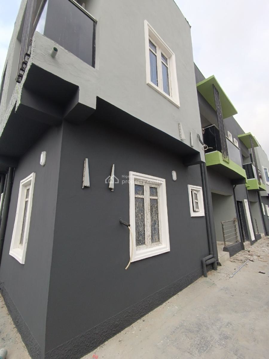 a Brand 2bedroom Flat, Before Novare Shoprite Ajah Lagos, Lekki Phase 2, Lekki, Lagos, Flat / Apartment for Rent
