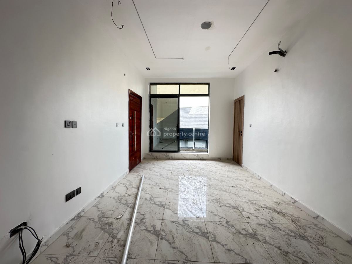 Vibrant 3 Bedroom Apartments, Lekki, Lagos, Flat / Apartment for Sale