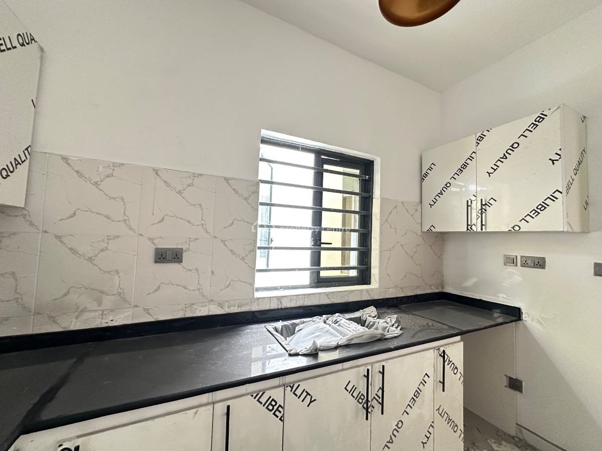Vibrant 3 Bedroom Apartments, Lekki, Lagos, Flat / Apartment for Sale