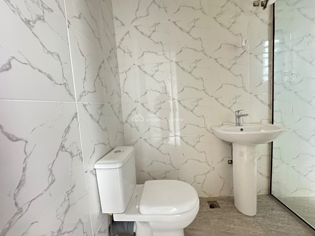 Vibrant 3 Bedroom Apartments, Lekki, Lagos, Flat / Apartment for Sale