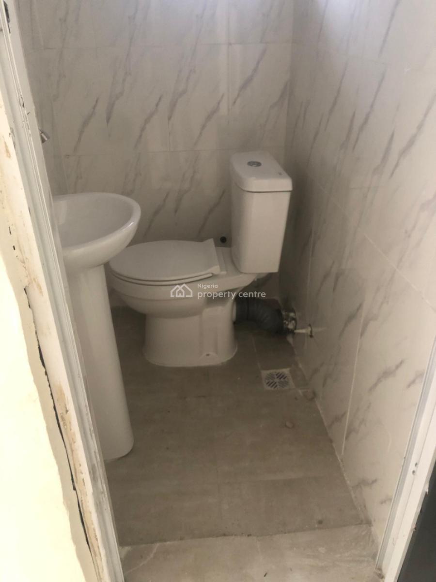 Newly Built 3 Bedroom Apartment, Osapa, Lekki, Lagos, Flat / Apartment for Rent