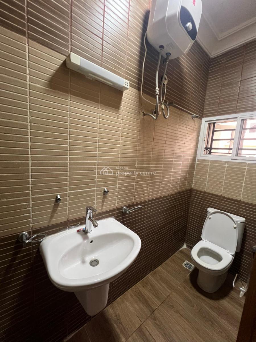 Well Maintained 4 Bedroom Terrace Duplex with a Room Bq, Osapa London, Osapa, Lekki, Lagos, House for Rent