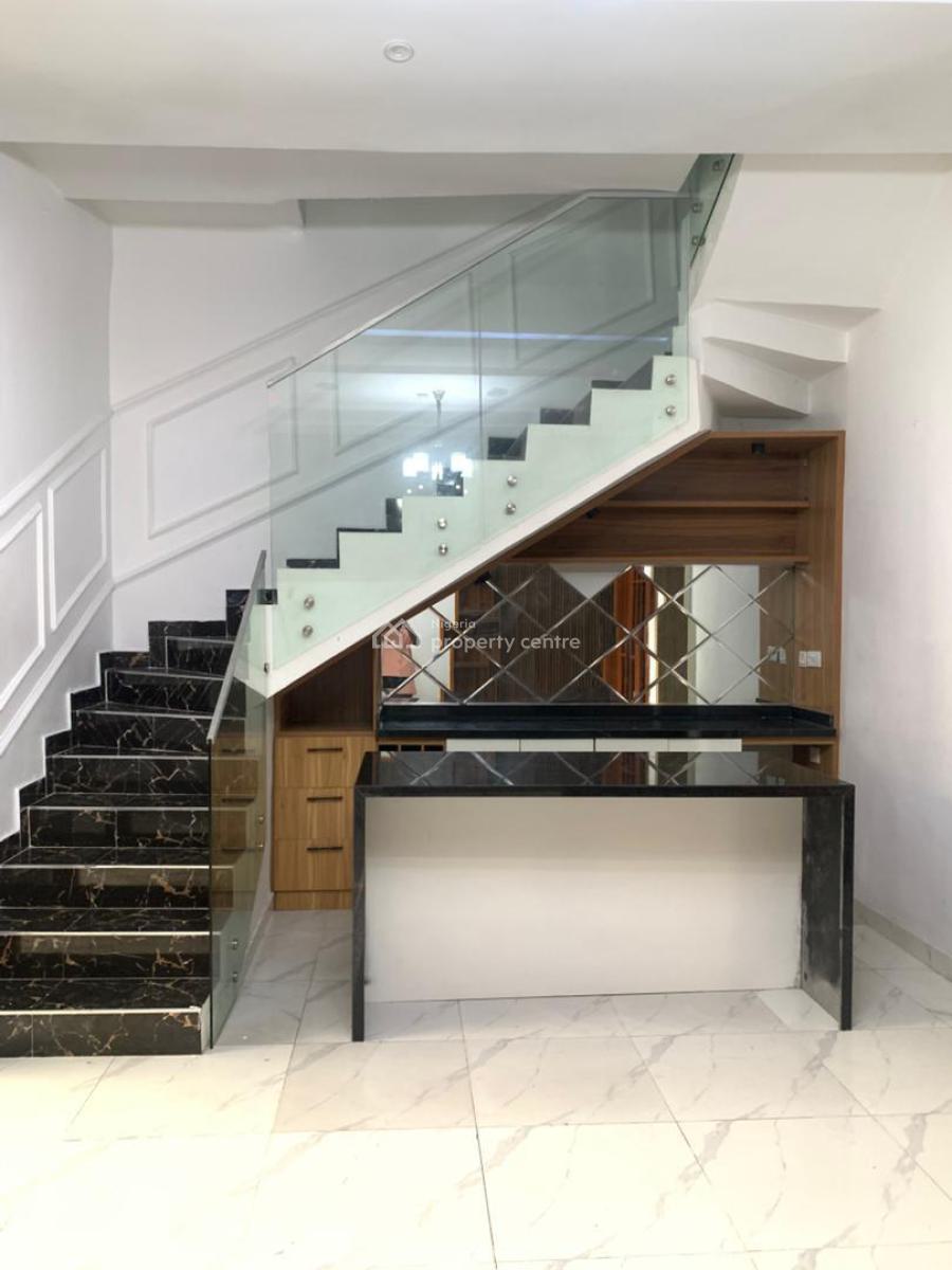 Well Maintained 4 Bedroom Terraced Duplex with Excellent Facilities, Ikota, Gra, Lekki, Lagos, Terraced Duplex for Rent