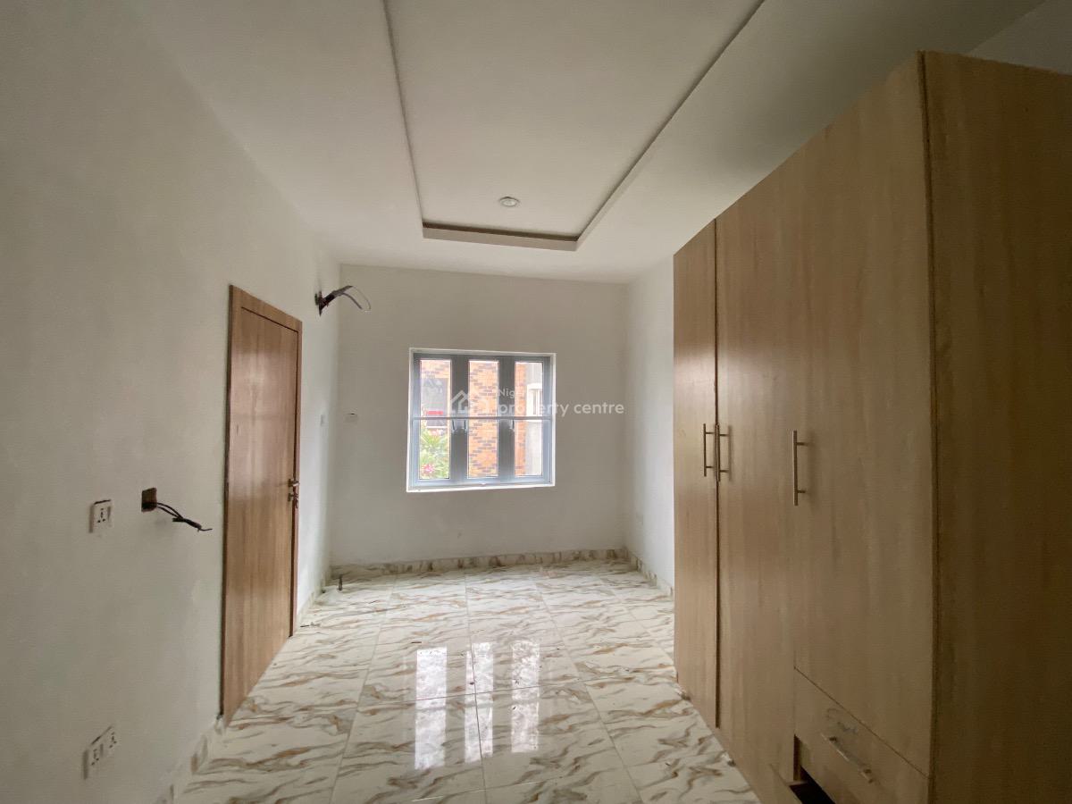 2 Bedroom Apartment, Abraham Estate Area, Lekki Phase 2, Lekki, Lagos, Flat / Apartment for Sale