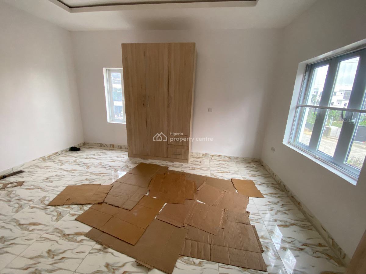 2 Bedroom Apartment, Abraham Estate Area, Lekki Phase 2, Lekki, Lagos, Flat / Apartment for Sale