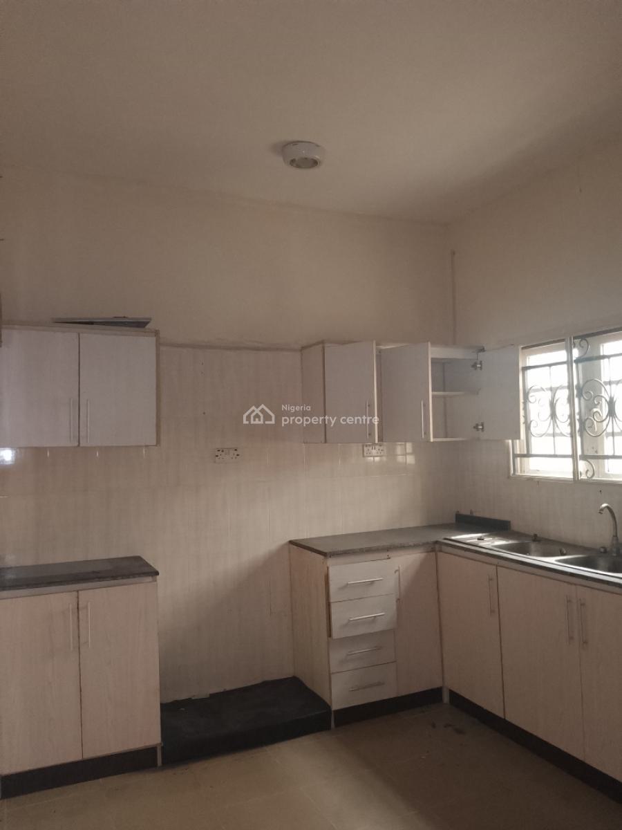 3 Bedroom Flats Ensuite with Spacious Rooms, Opposite Cedarcare Hospital, Ogombo, Ajah, Lagos, Flat / Apartment for Rent
