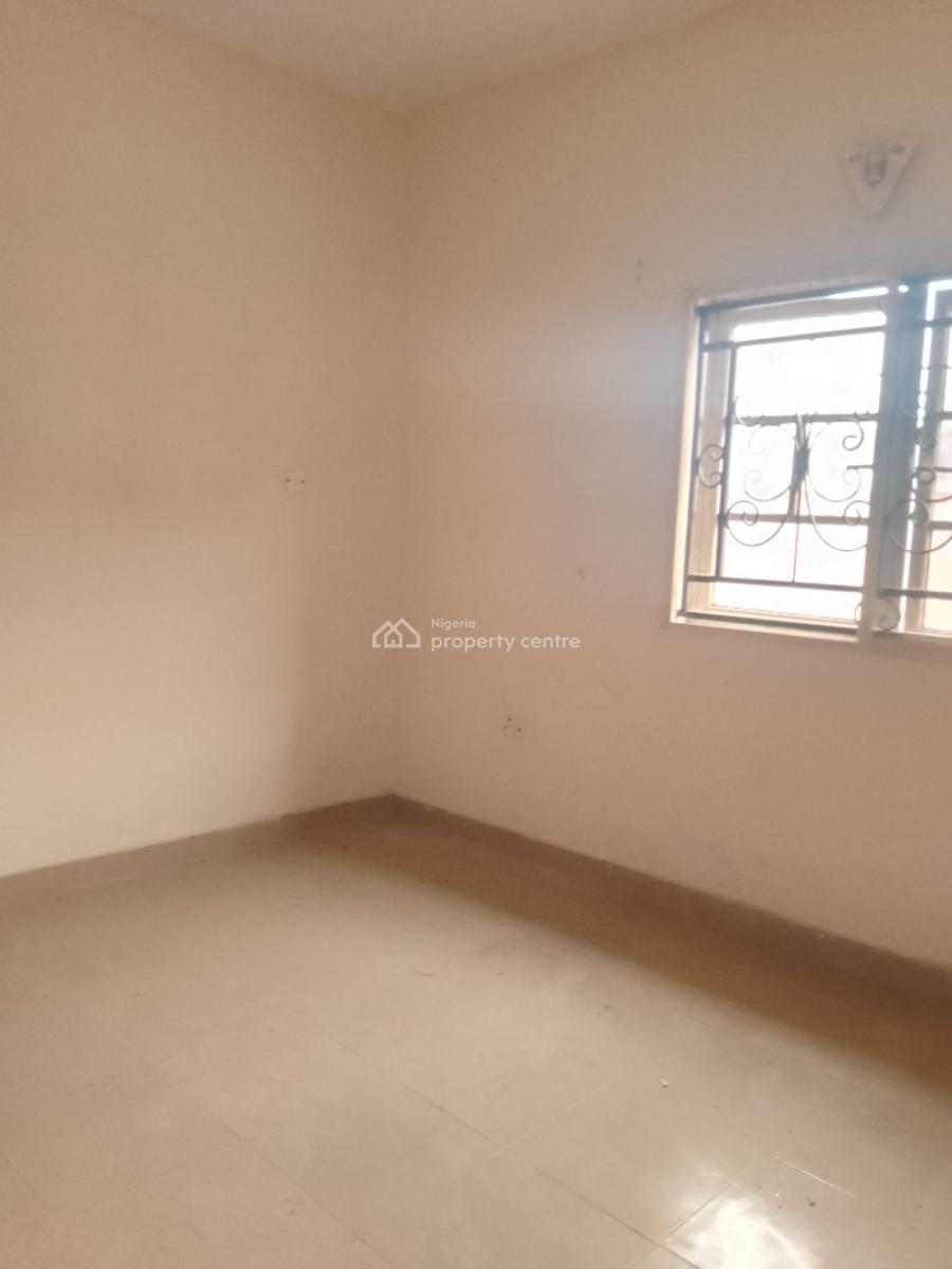 3 Bedroom Flats Ensuite with Spacious Rooms, Opposite Cedarcare Hospital, Ogombo, Ajah, Lagos, Flat / Apartment for Rent