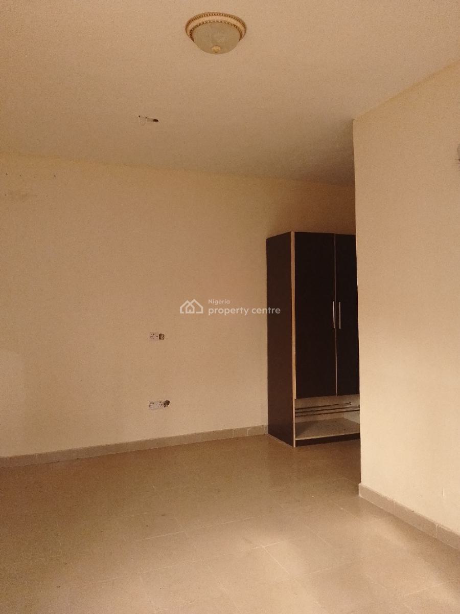 3 Bedroom Flats Ensuite with Spacious Rooms, Opposite Cedarcare Hospital, Ogombo, Ajah, Lagos, Flat / Apartment for Rent