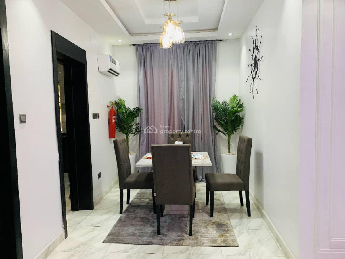 3 Bedrooms with Snooker, Off Oduduwa Crescent, Ikeja Gra, Ikeja, Lagos, Flat / Apartment Short Let