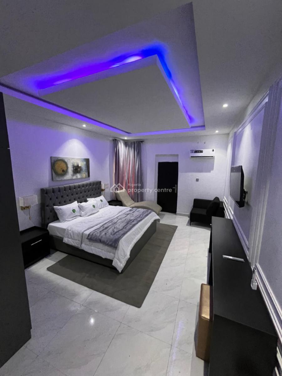 3 Bedrooms with Snooker, Off Oduduwa Crescent, Ikeja Gra, Ikeja, Lagos, Flat / Apartment Short Let