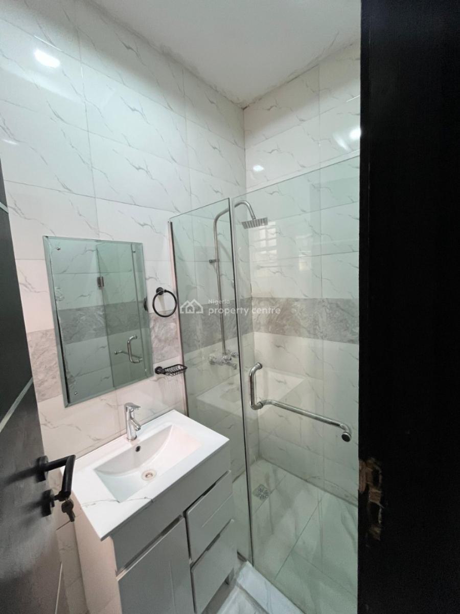 3 Bedrooms with Snooker, Off Oduduwa Crescent, Ikeja Gra, Ikeja, Lagos, Flat / Apartment Short Let