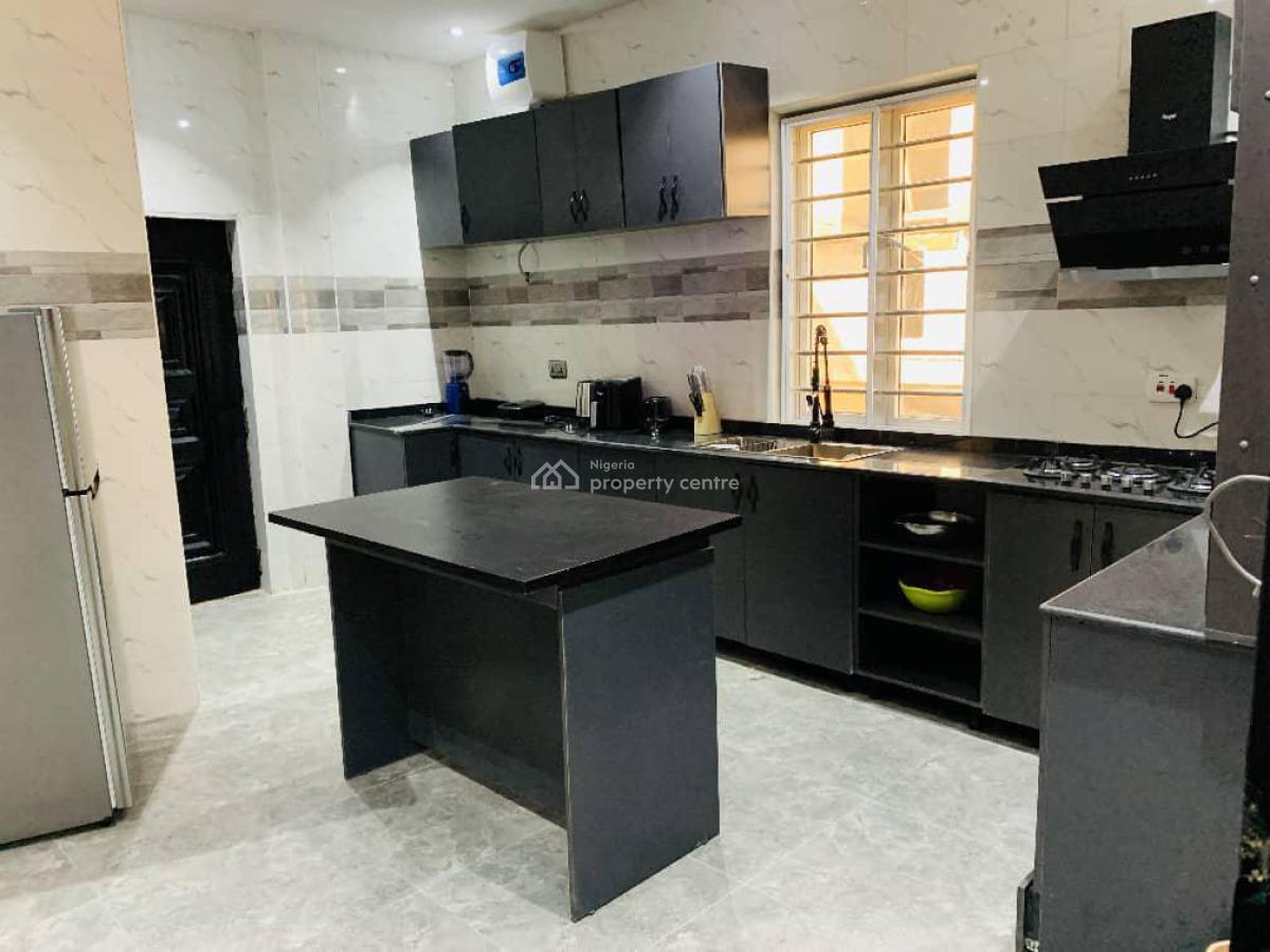 3 Bedrooms with Snooker, Off Oduduwa Crescent, Ikeja Gra, Ikeja, Lagos, Flat / Apartment Short Let