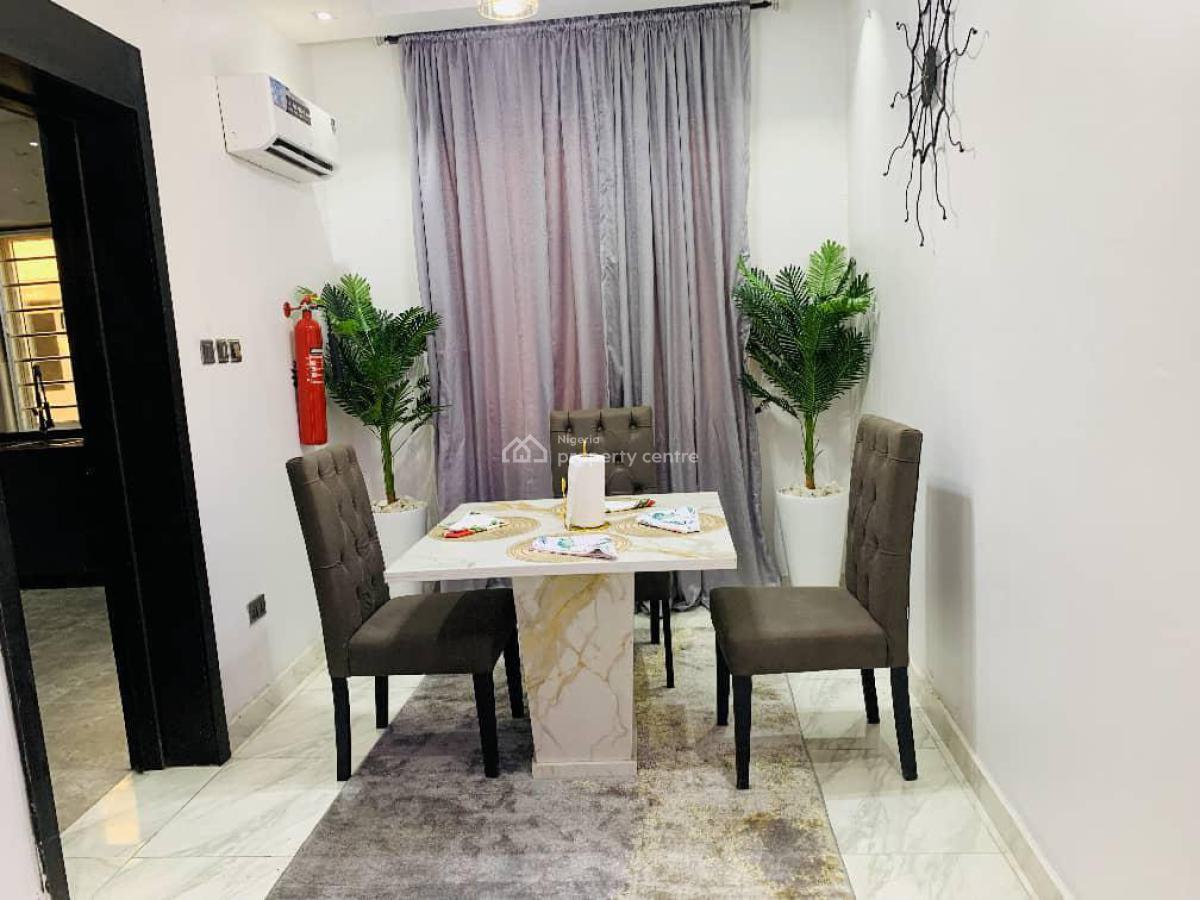 3 Bedrooms with Snooker, Off Oduduwa Crescent, Ikeja Gra, Ikeja, Lagos, Flat / Apartment Short Let