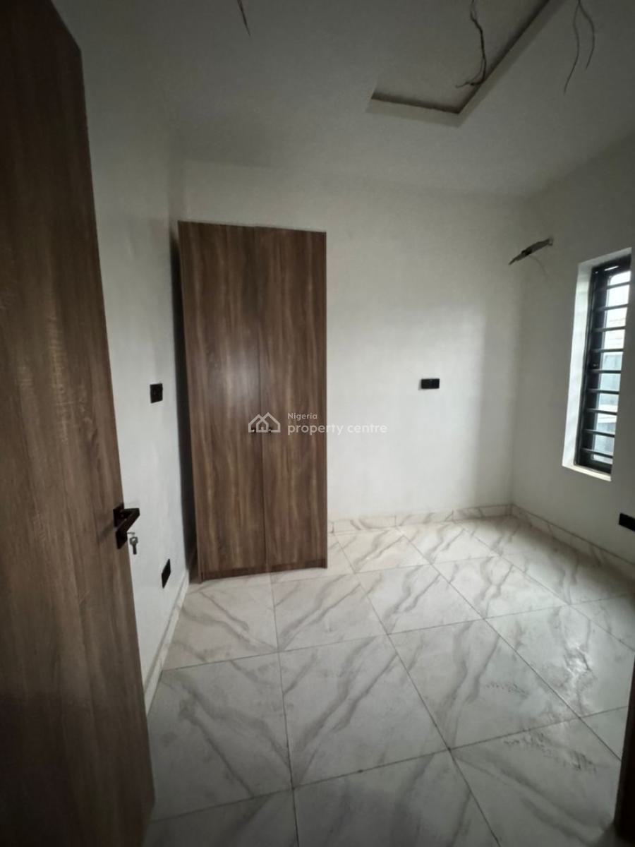Shared Road Downstairs, Orchid Road, Lekki, Lagos, House for Rent