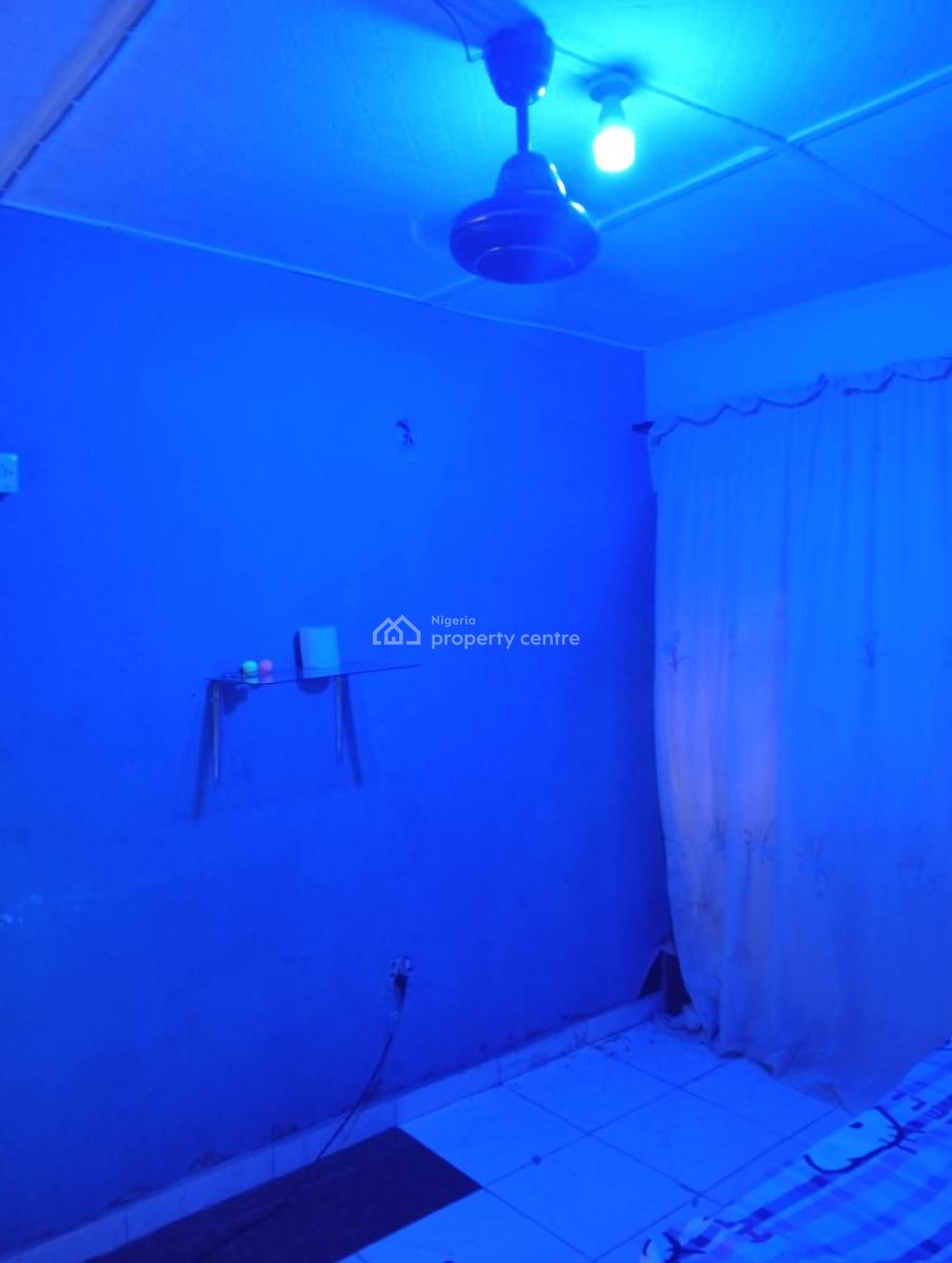 2 Bedroom Apartments, Ejigbo, Lagos, Flat / Apartment for Rent