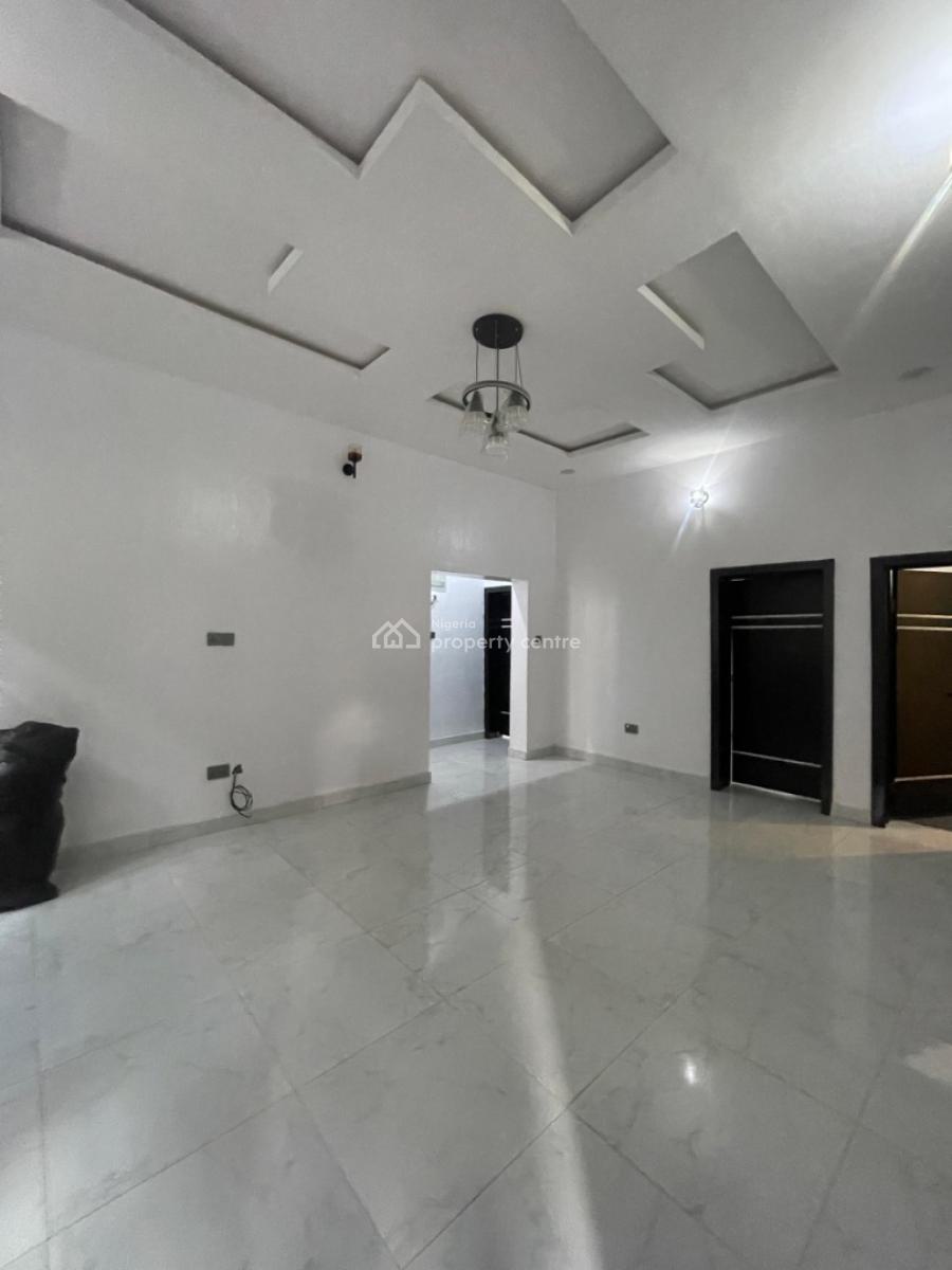Off Olufemi Street Via Ogunlana Drive, Surule, Surulere, Lagos, Flat / Apartment for Rent