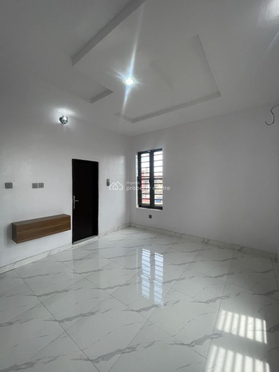 Off Olufemi Street Via Ogunlana Drive, Surule, Surulere, Lagos, Flat / Apartment for Rent