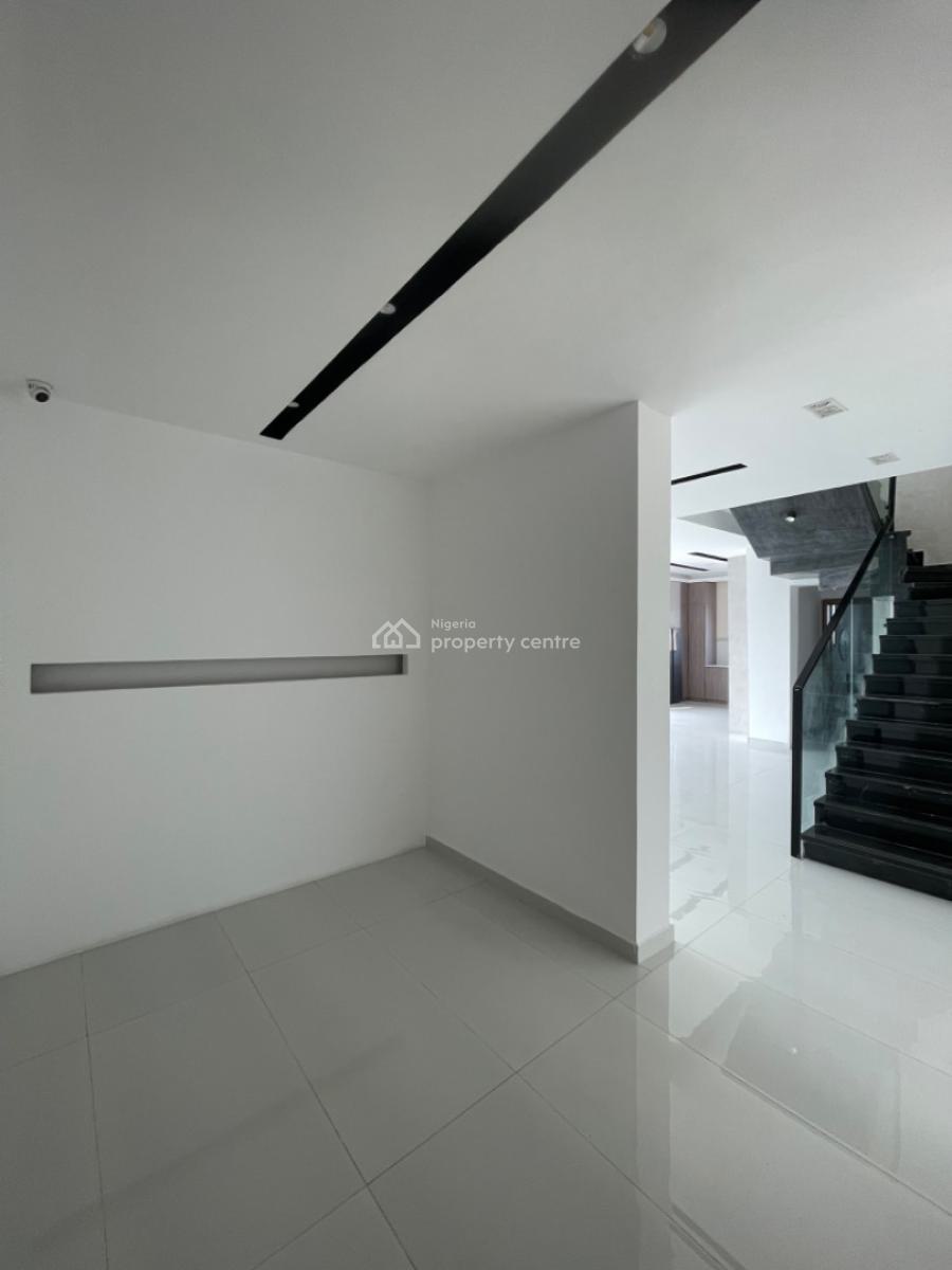 Luxury Newly Built 4 Bedroom Maisonette with Gym, Bq and Swimming Pool, Lekki Phase 1, Lekki, Lagos, Flat / Apartment for Rent