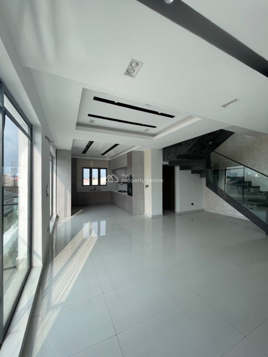 Luxury Newly Built 4 Bedroom Maisonette with Gym, Bq and Swimming Pool, Lekki Phase 1, Lekki, Lagos, Flat / Apartment for Rent