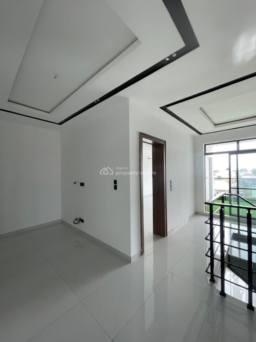Luxury Newly Built 4 Bedroom Maisonette with Gym, Bq and Swimming Pool, Lekki Phase 1, Lekki, Lagos, Flat / Apartment for Rent