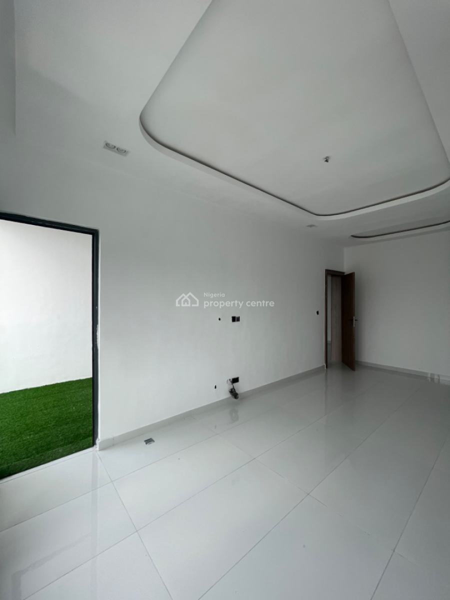 Luxury Newly Built 4 Bedroom Maisonette with Gym, Bq and Swimming Pool, Lekki Phase 1, Lekki, Lagos, Flat / Apartment for Rent