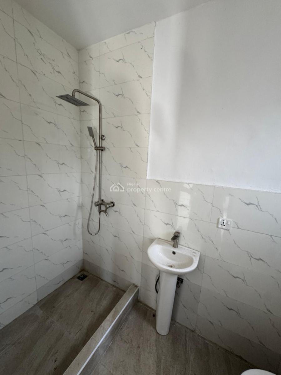 Distress Lovely 2bedrooms Apartments in a Prime Location, Ikate Elegushi, Lekki, Lagos, Block of Flats for Sale