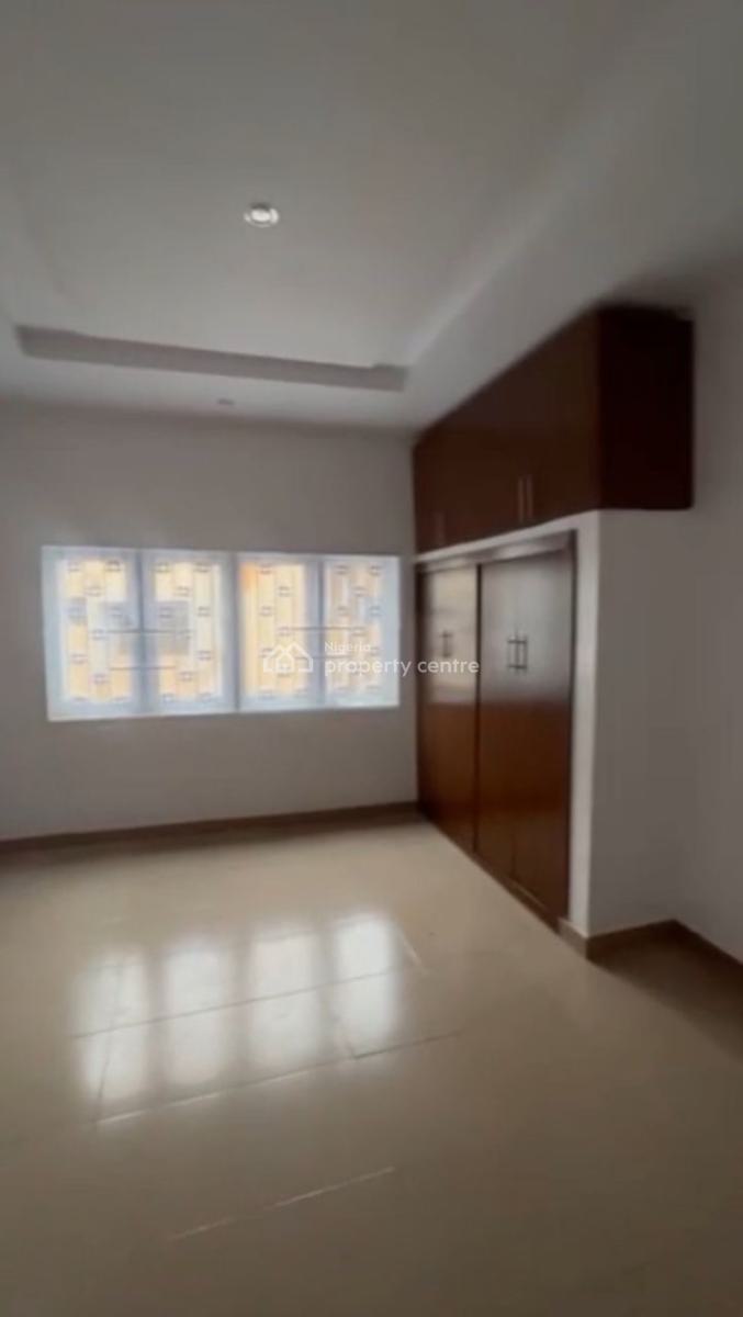 Newly Renovated 2 Bedroom Up Flat, Anthony, Maryland, Lagos, House for Rent