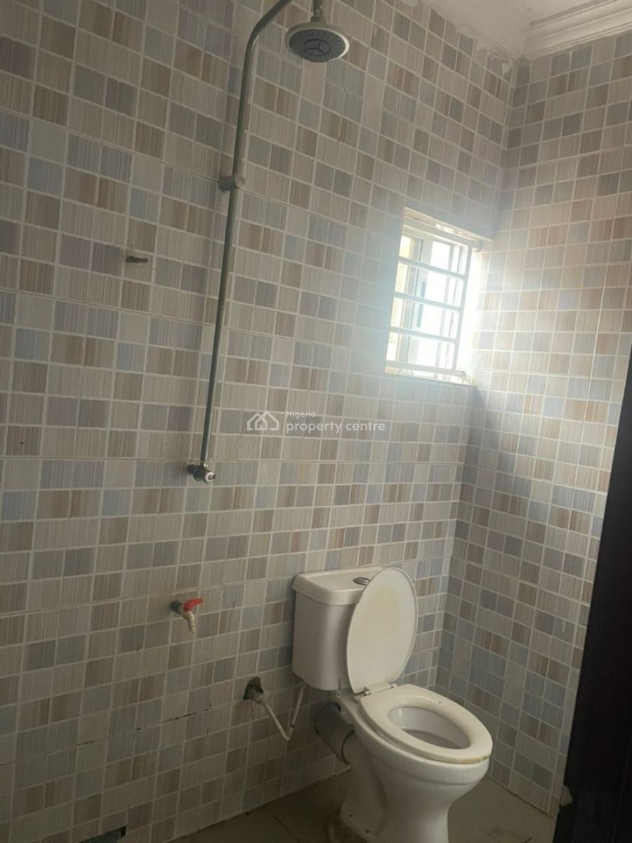 Modern 3 Bedroom Flat in an Estate, Magodo Isheri, Gra Phase 1, Magodo, Lagos, Flat / Apartment for Rent