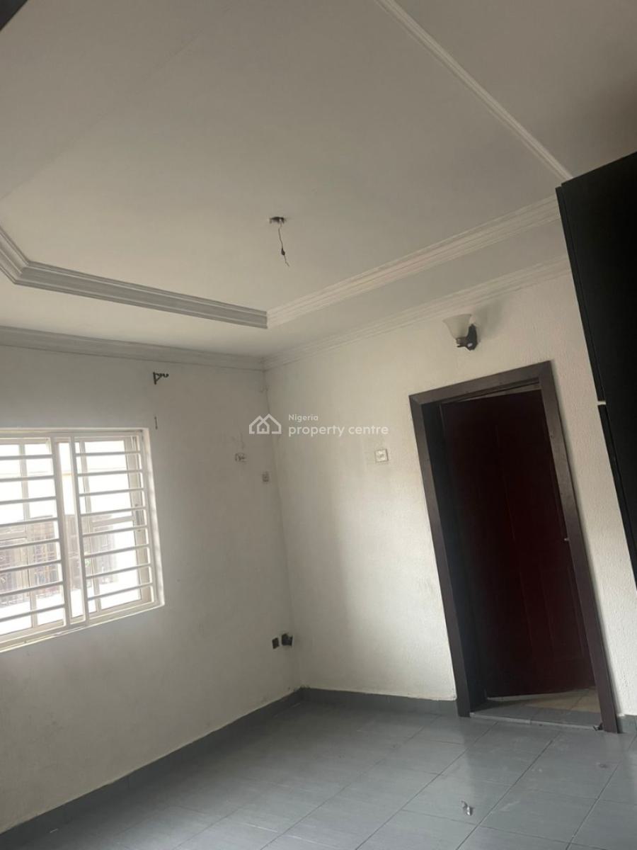 Modern 3 Bedroom Flat in an Estate, Magodo Isheri, Gra Phase 1, Magodo, Lagos, Flat / Apartment for Rent