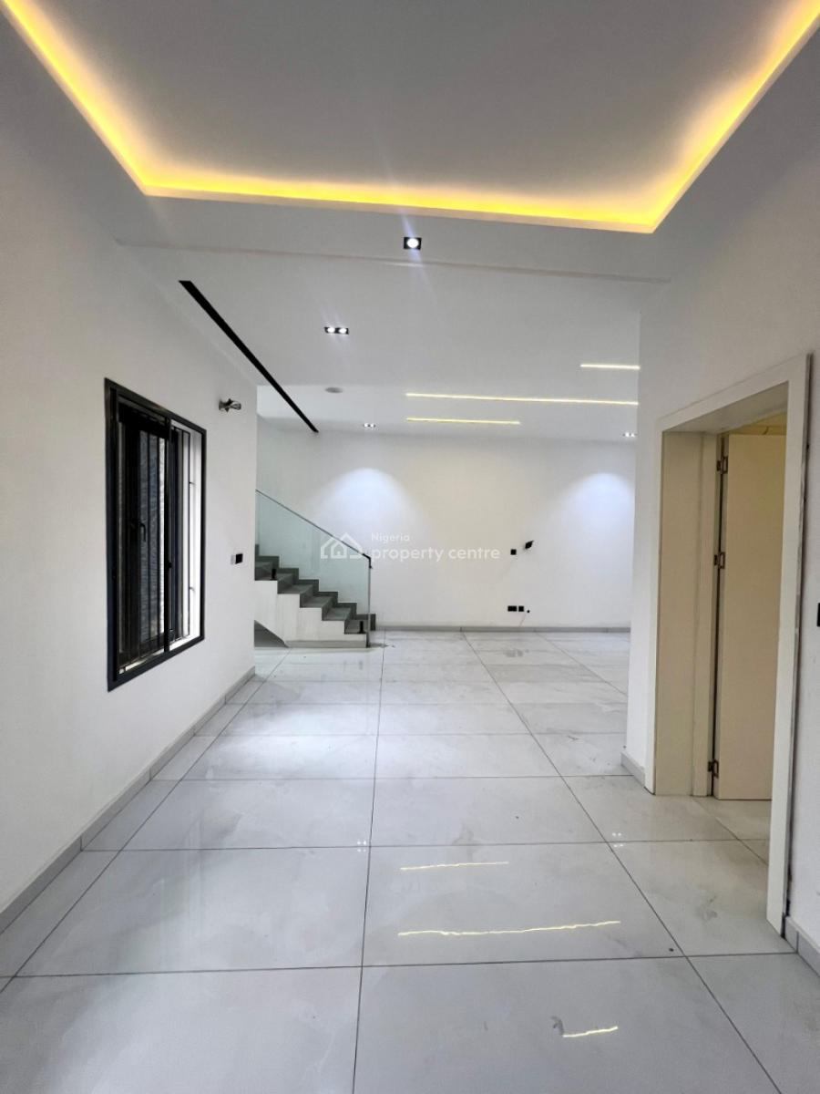 Beautiful 4 Bedroom Terrace Duplex, Lekki Phase 1, Lekki, Lagos, Terraced Duplex for Sale
