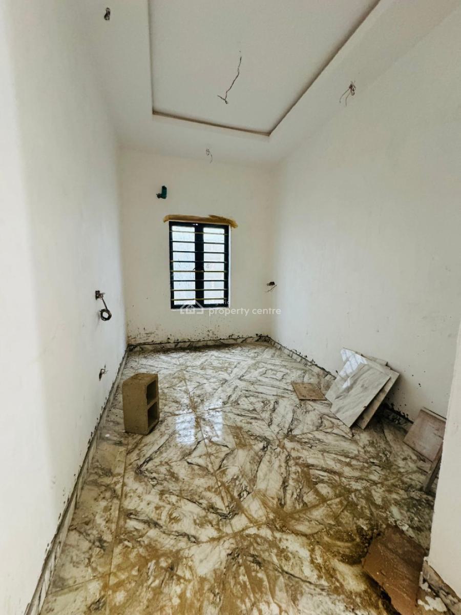 Golden Opportunity to Own This 5 Bedroom Detached with Modern Facilities, Gra, Ogudu, Lagos, Detached Duplex for Sale