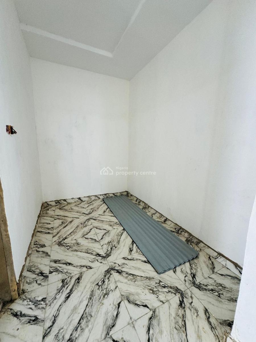 Golden Opportunity to Own This 5 Bedroom Detached with Modern Facilities, Gra, Ogudu, Lagos, Detached Duplex for Sale