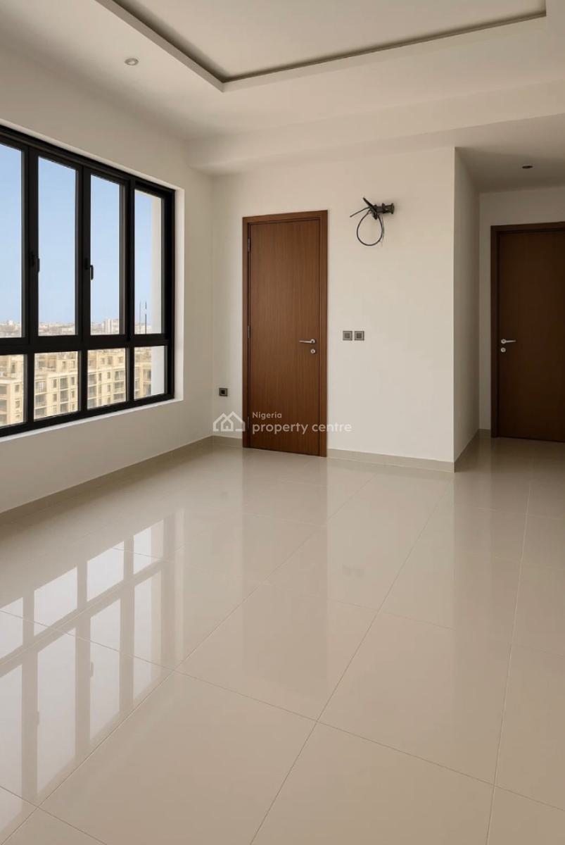 Exquisite 3 Bedroom Penthouse in a Serviced Estate, Off Freedom Way, Lekki Phase 1, Lekki, Lagos, Flat / Apartment for Rent