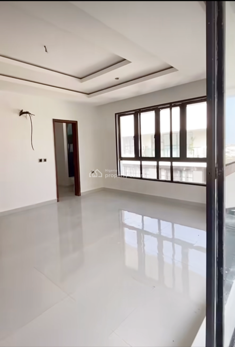 Exquisite 3 Bedroom Penthouse in a Serviced Estate, Off Freedom Way, Lekki Phase 1, Lekki, Lagos, Flat / Apartment for Rent