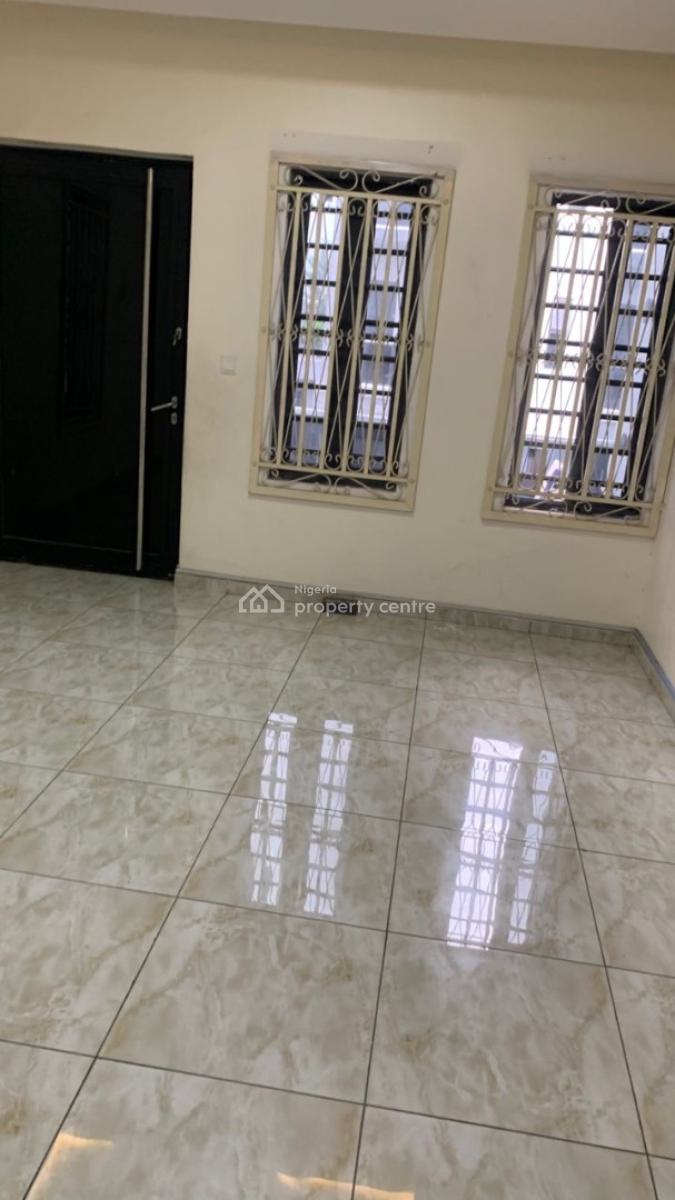 Luxury 4 Bedroom Terrace with a Room Bq, Lekki Phase 1, Lekki, Lagos, Terraced Duplex for Rent
