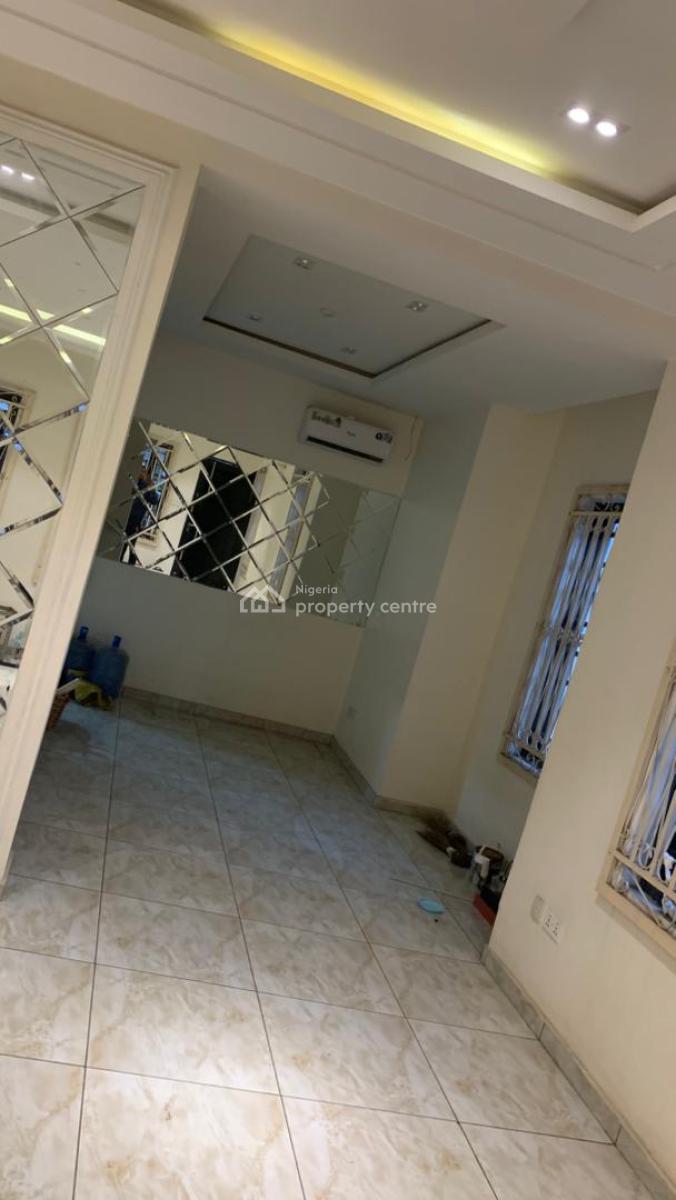 Luxury 4 Bedroom Terrace with a Room Bq, Lekki Phase 1, Lekki, Lagos, Terraced Duplex for Rent