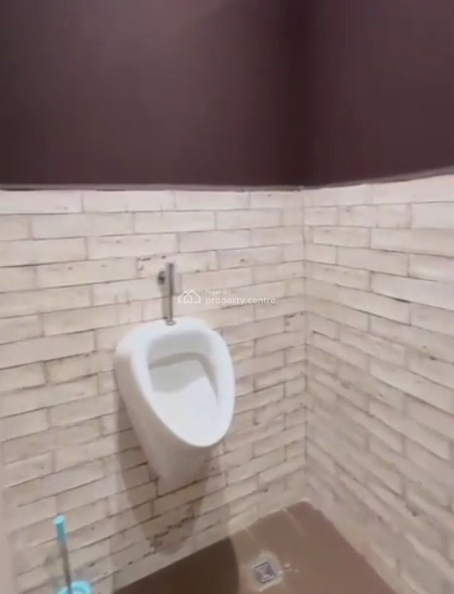 Fully Functional Hotel, Wuse 2, Abuja, Hotel / Guest House for Rent