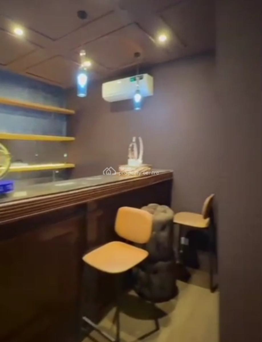 Fully Functional Hotel, Wuse 2, Abuja, Hotel / Guest House for Rent