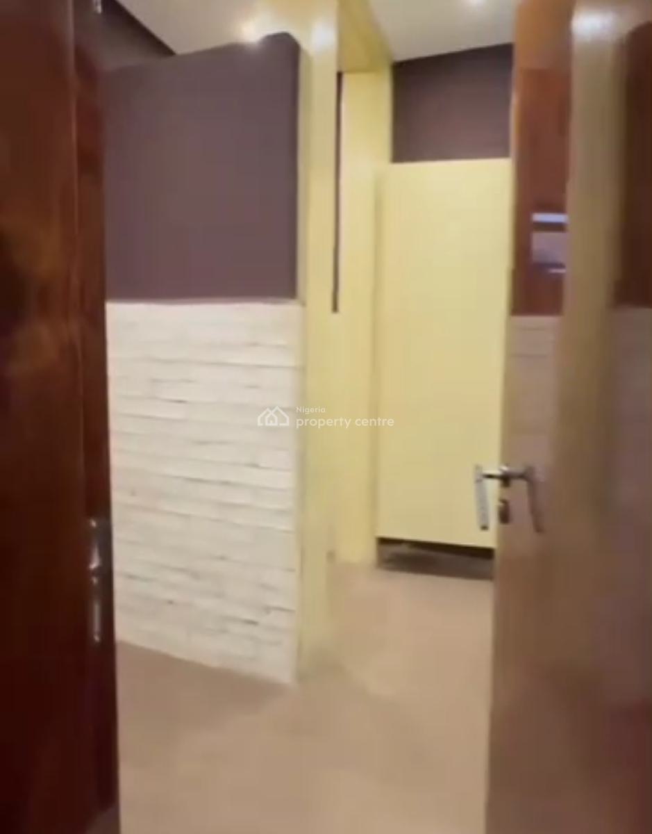 Fully Functional Hotel, Wuse 2, Abuja, Hotel / Guest House for Rent