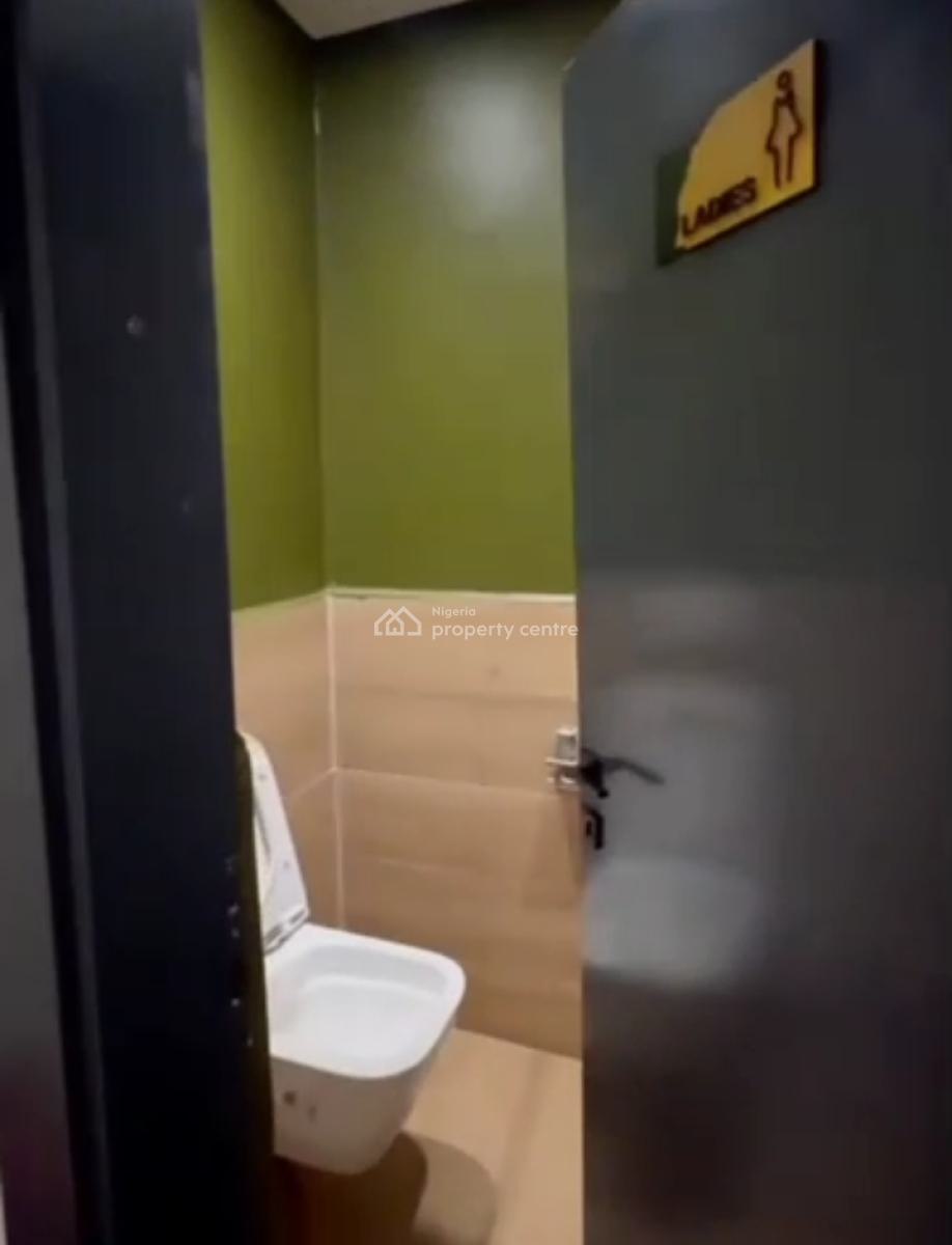 Fully Functional Hotel, Wuse 2, Abuja, Hotel / Guest House for Rent