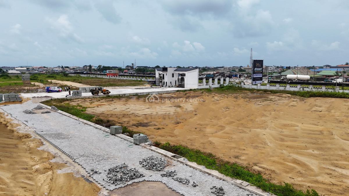 Buy and Build Land in a Strategic Location, with C of O, Lekki Expressway, Lekki, Lagos, Mixed-use Land for Sale