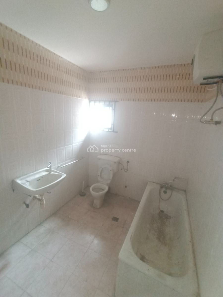 Luxury Spacious 2 Bedroom Flat, Thomas Estate, Ajah, Lagos, Flat / Apartment for Rent